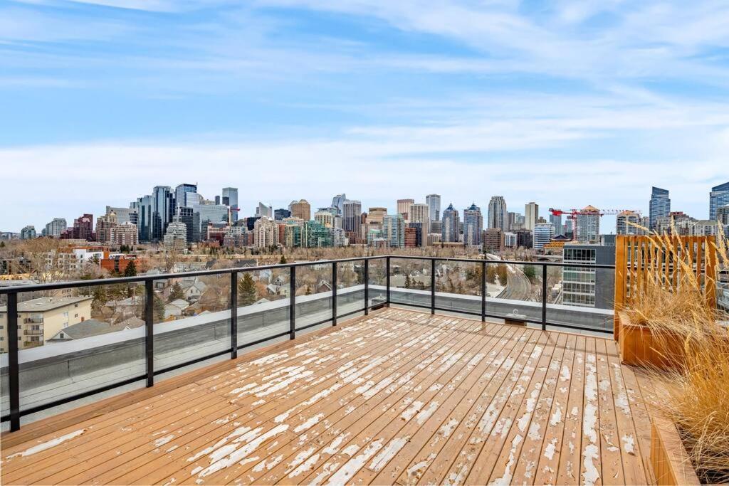 Апартаменти Chic 1Br Kensington Unit W/Parking Калґарі Екстер'єр фото